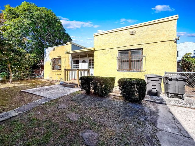 619 30th Street, West Palm Beach, FL 33407