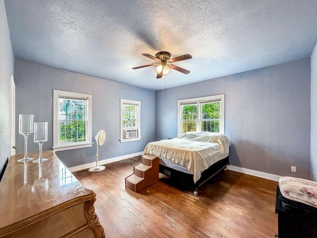 619 30th Street, West Palm Beach, FL 33407