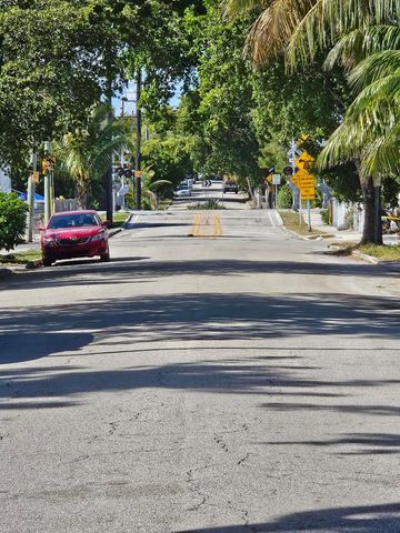 619 30th Street, West Palm Beach, FL 33407