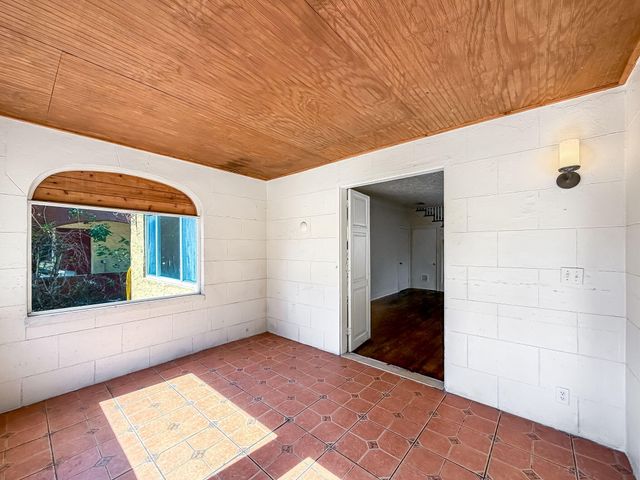 619 30th Street, West Palm Beach, FL 33407