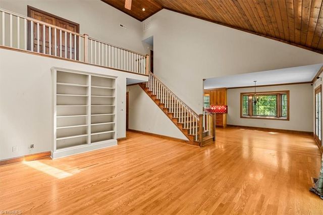 5264 Williard Road, Oak Ridge, NC 27310