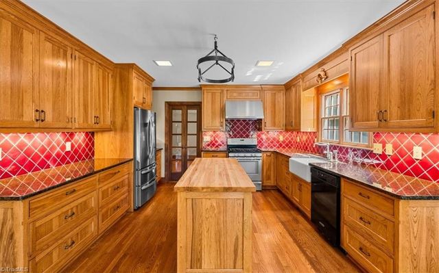 5264 Williard Road, Oak Ridge, NC 27310