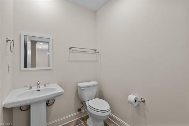 5264 Williard Road, Oak Ridge, NC 27310
