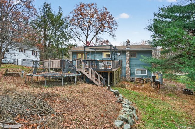 39 Peddler Hill Road, Monroe, NY 10950