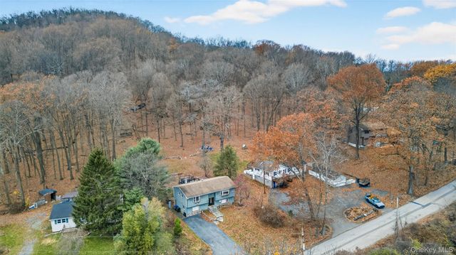 39 Peddler Hill Road, Monroe, NY 10950