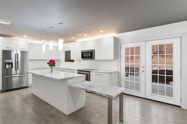 39 Peddler Hill Road, Monroe, NY 10950