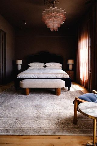 2564 Michigan Avenue, Detroit, MI 48216