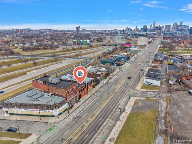 2564 Michigan Avenue, Detroit, MI 48216