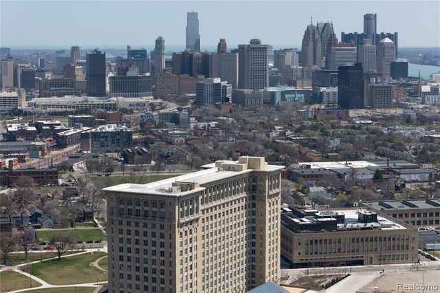 2564 Michigan Avenue, Detroit, MI 48216