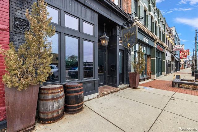 2564 Michigan Avenue, Detroit, MI 48216