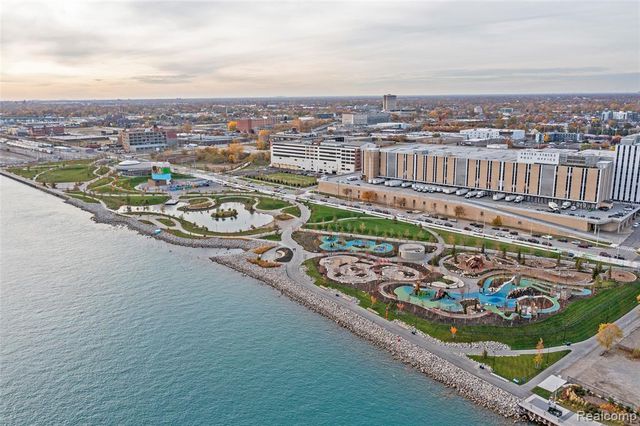 2564 Michigan Avenue, Detroit, MI 48216