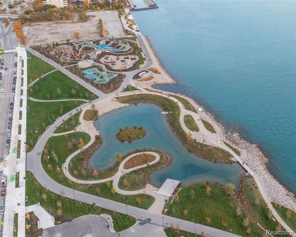 2564 Michigan Avenue, Detroit, MI 48216