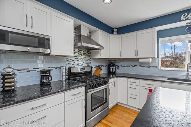 22761 STAIR Drive, Clinton Charter Township, MI 48036