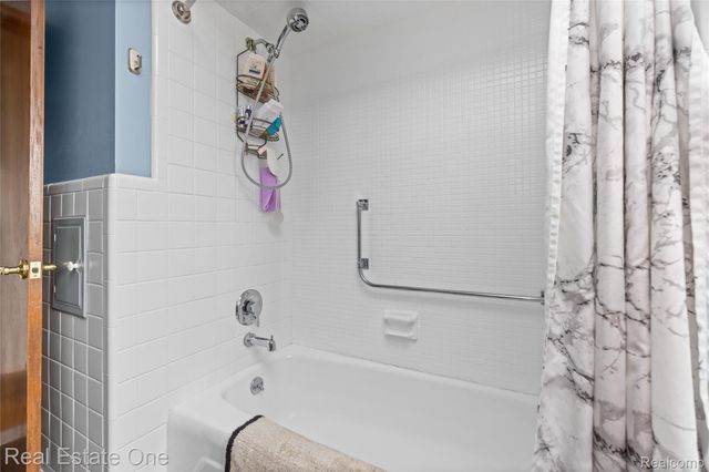 22761 STAIR Drive, Clinton Charter Township, MI 48036