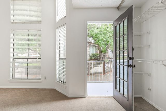 3420 Country Club Drive W 214, Irving, TX 75038