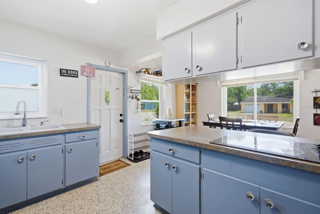 5126 104TH STREET N, St Petersburg, FL 33708