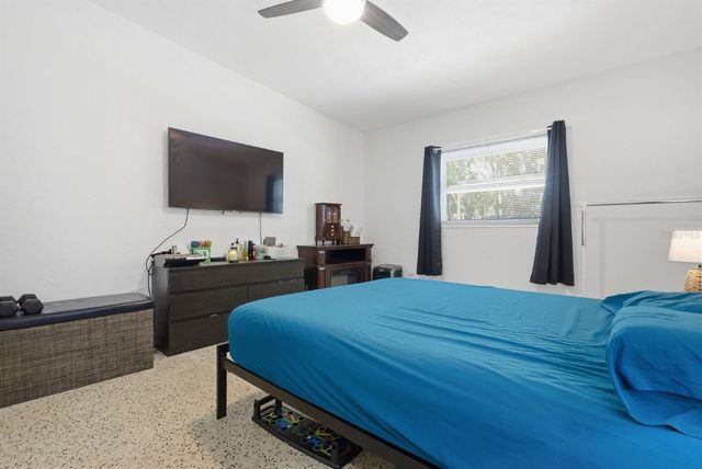 5126 104TH STREET N, St Petersburg, FL 33708