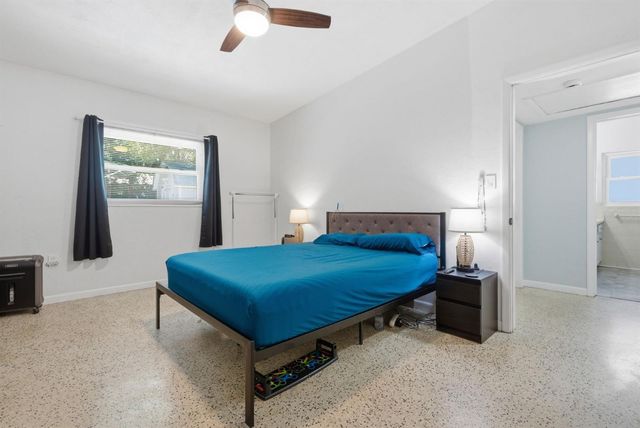 5126 104TH STREET N, St Petersburg, FL 33708