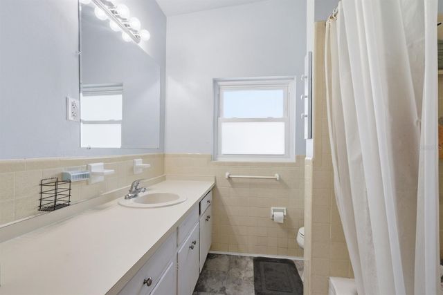 5126 104TH STREET N, St Petersburg, FL 33708