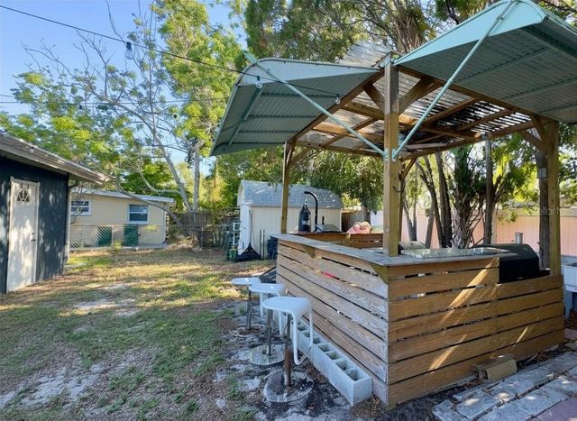 5126 104TH STREET N, St Petersburg, FL 33708