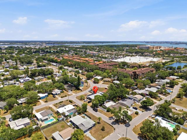 5126 104TH STREET N, St Petersburg, FL 33708