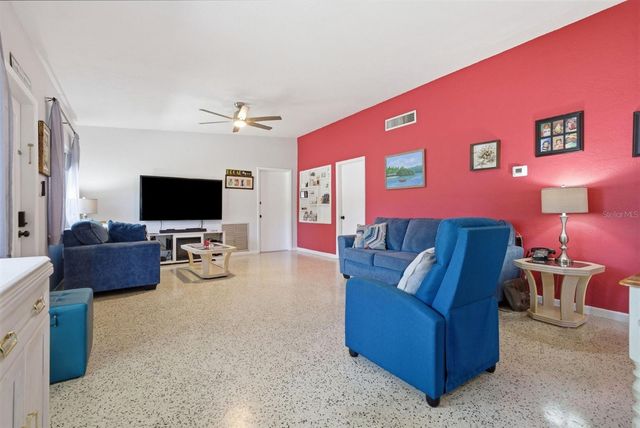 5126 104TH STREET N, St Petersburg, FL 33708