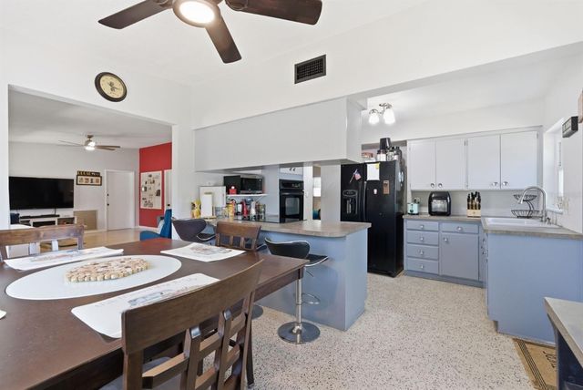 5126 104TH STREET N, St Petersburg, FL 33708