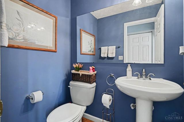 7565 Turnberry Court, Maineville, OH 45039