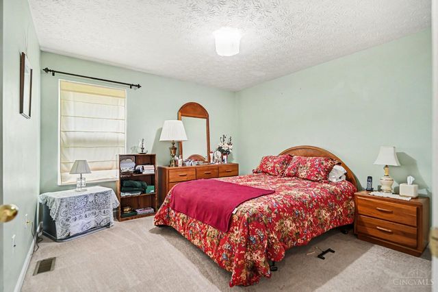 7565 Turnberry Court, Maineville, OH 45039