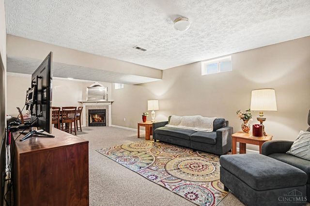 7565 Turnberry Court, Maineville, OH 45039