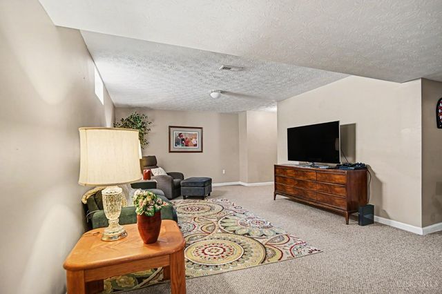 7565 Turnberry Court, Maineville, OH 45039