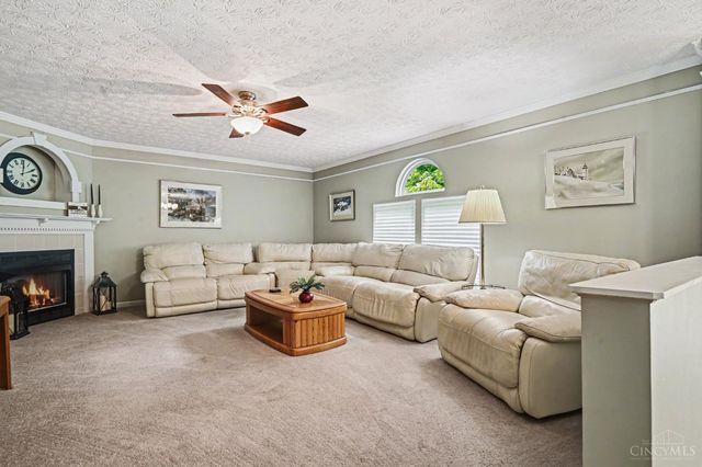 7565 Turnberry Court, Maineville, OH 45039
