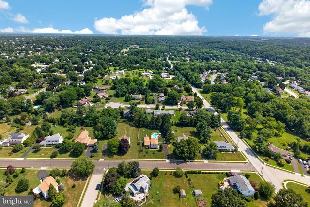 1340 BARTON DR, Fort Washington, PA 19034