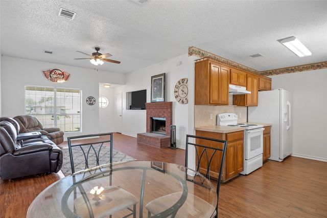 1310 Saratoga, Bellmead, TX 76705