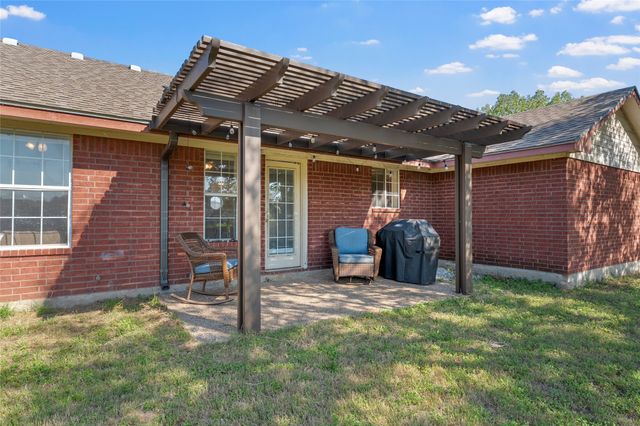 1310 Saratoga, Bellmead, TX 76705