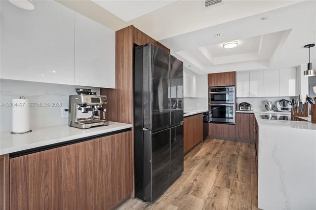 7000 Island Blvd 2802, Aventura, FL 33160