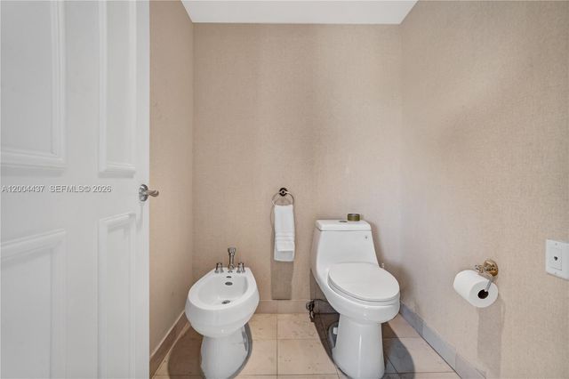 7000 Island Blvd 2802, Aventura, FL 33160
