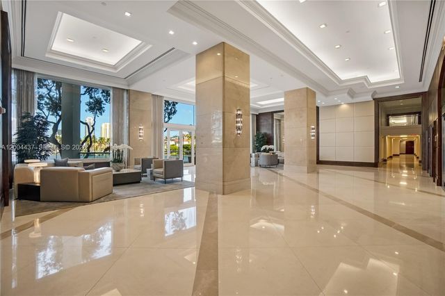 7000 Island Blvd 2802, Aventura, FL 33160