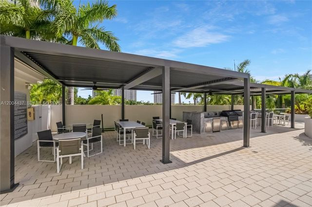 7000 Island Blvd 2802, Aventura, FL 33160
