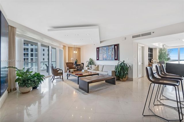 7000 Island Blvd 2802, Aventura, FL 33160