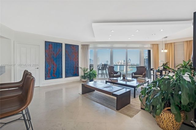 7000 Island Blvd 2802, Aventura, FL 33160