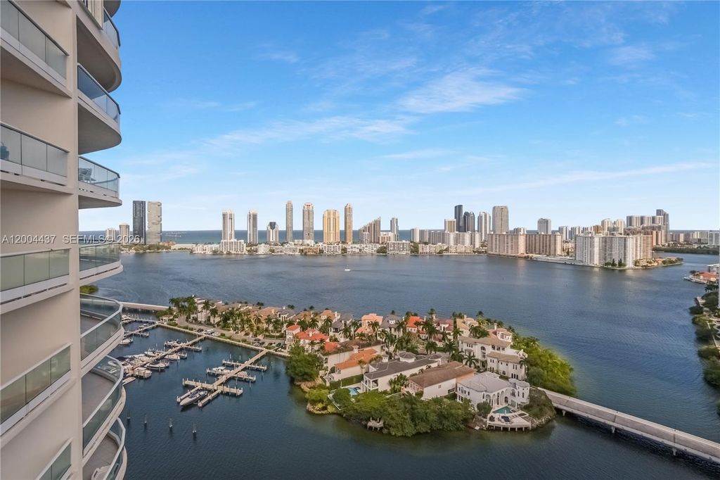 7000 Island Blvd 2802, Aventura, FL 33160