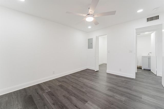 233 Brittany E, Delray Beach, FL 33446