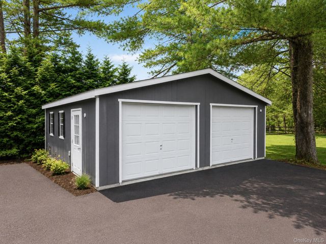 58 Salisbury Turnpike, Rhinebeck, NY 12572