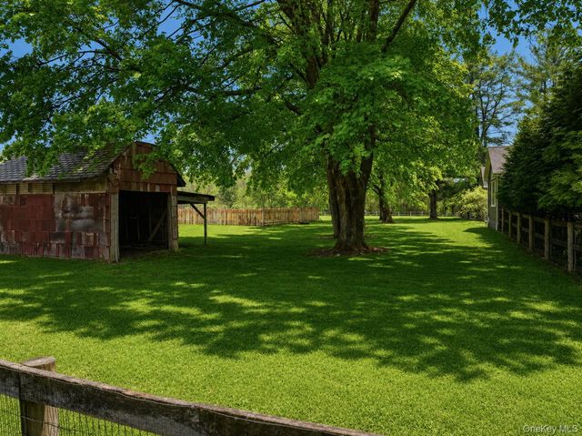 58 Salisbury Turnpike, Rhinebeck, NY 12572