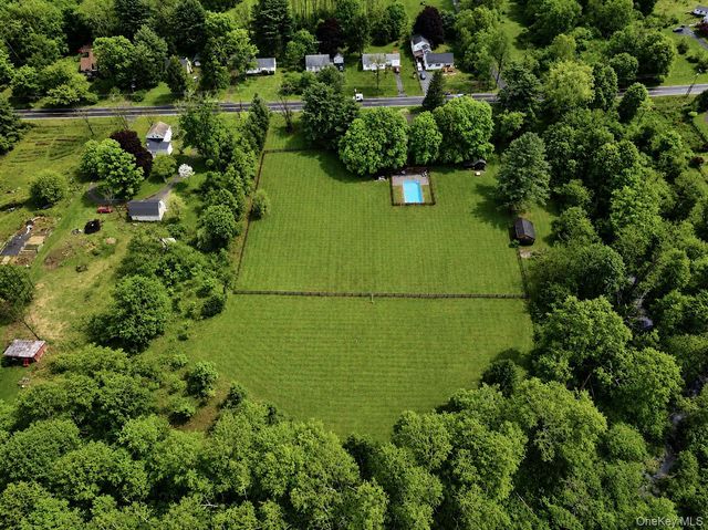 58 Salisbury Turnpike, Rhinebeck, NY 12572