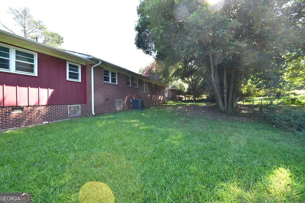 163 Third Street, Lavonia, GA 30553 — photo 3