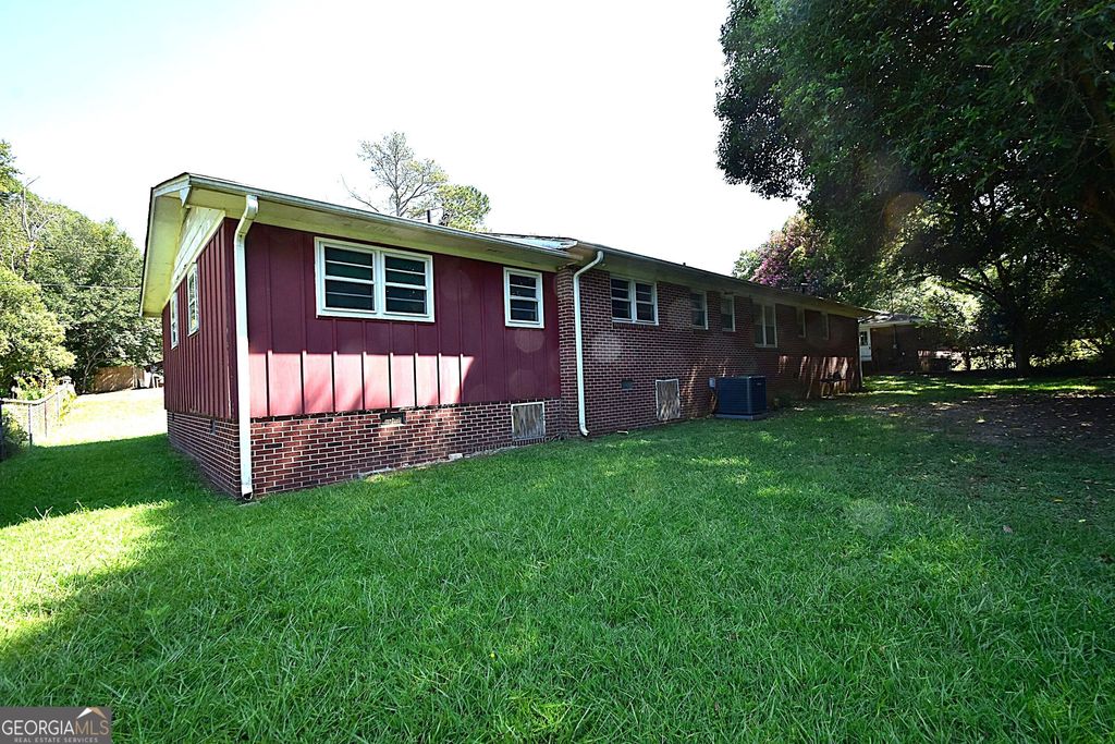 163 Third Street, Lavonia, GA 30553 — photo 4