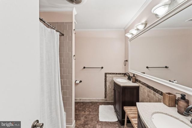 9900 LAKE OCCOQUAN DR, Manassas, VA 20111