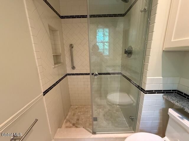837 Worcester Drive, Niskayuna, NY 12309